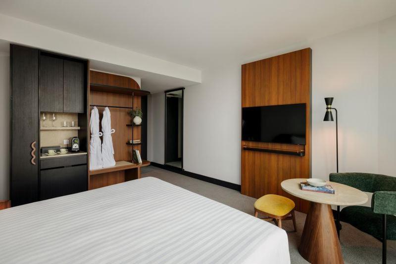 Crowne Plaza Adelaide Mawson Lakes By Ihg ภายนอก รูปภาพ